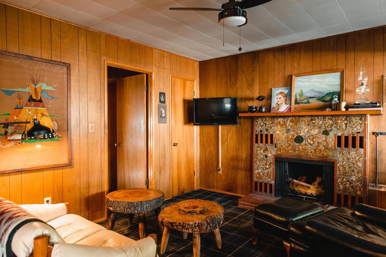 אידילווילד The Fireside Inn מראה חיצוני תמונה